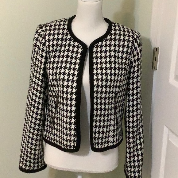 new directions Jackets & Blazers - ❤️NEW DIRECTIONS blk/wht houndstooth L/S jacket